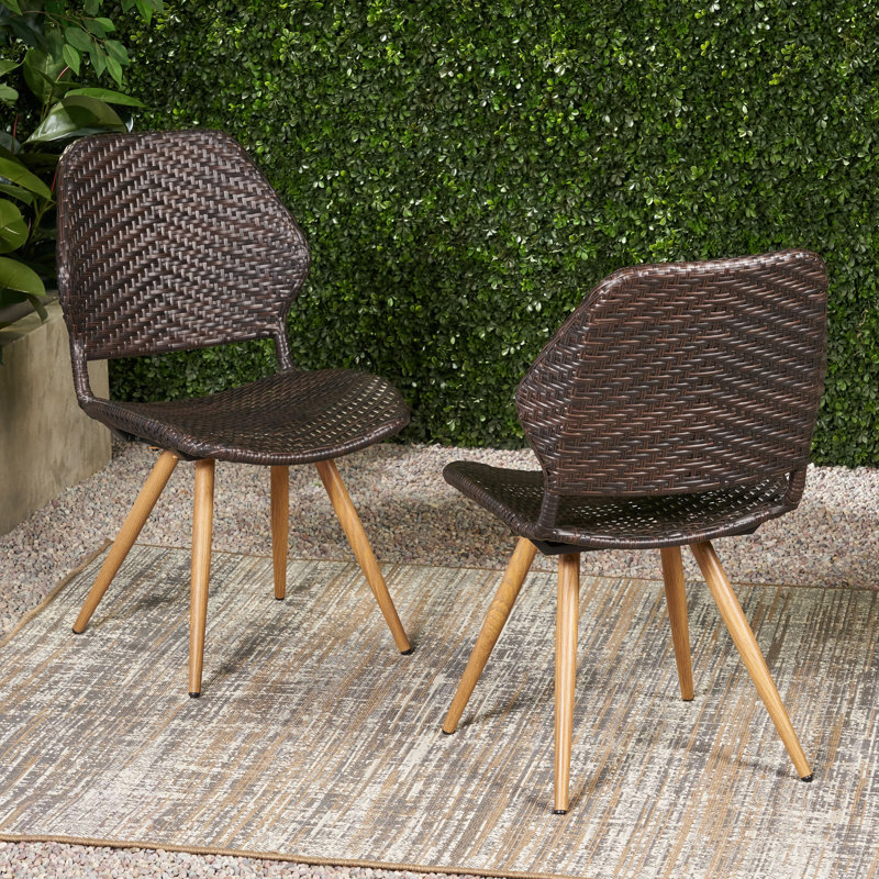 Ensemble de 2 chaises de salle à manger d'extérieur en osier Laryn, durables et élégantes pour le confort du patio et de la cour arrière