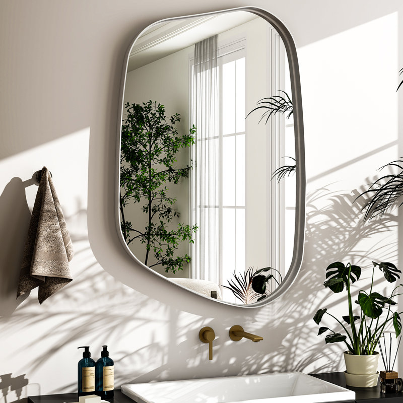 Decorative Asymmetrical Deep Metal Framed Mirror, Blanc, 36 po x 24 po