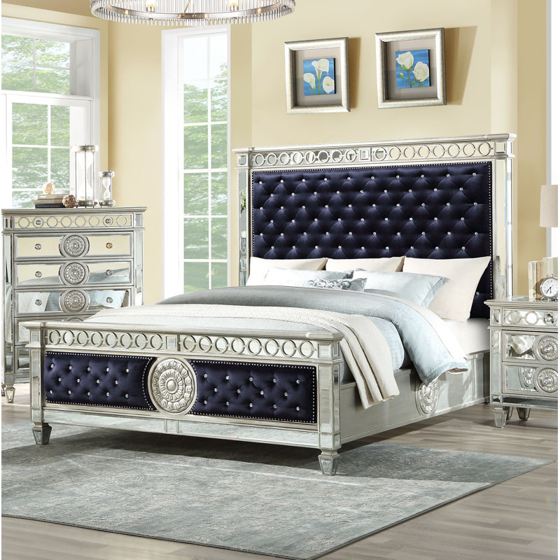 Buenaventura Lakes Upholstered Standard Bed, Queen, Black