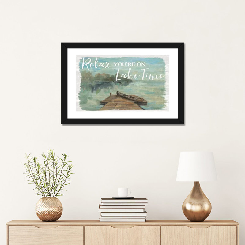 «Lakeside Retreat II» par Silvia Vassileva - reproduction d'art, Blanc, H 16 po x l 24 po x P 1 po, Papier encadré noir