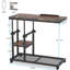 Table de bout réglable en forme de C d'une largeur de 32 po avec roulettes, plateau inclinable, poche latérale et tablette de rangement, brun rustique