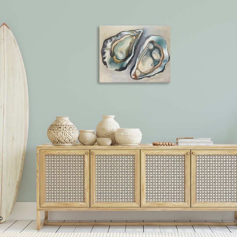 «Two Oysters Traditional», art mural sur toile par Daphne Polselli bp-907_CN, H 24 po x l 30 po
