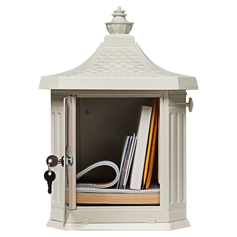 Hamilton Locking Post Mounted Mailbox, White