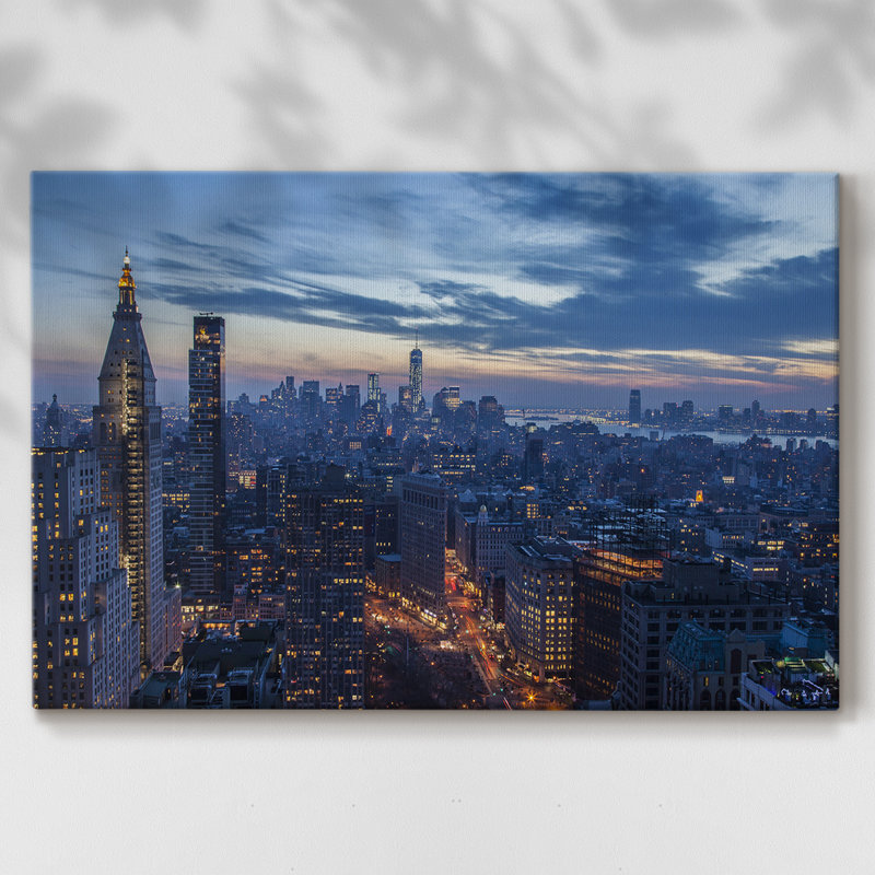Twilight City - Cavas enveloppés de galerie, 18 x 27