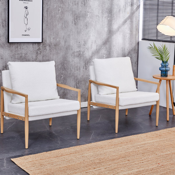 5 Reasons Why the Yellow Velvet Armchair is an Unforgettable Statement Piece