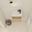 Meuble-lavabo mural 16 po avec lavabo en céramique et porte d'armoire à fermeture en douceur, pour petite salle de bain