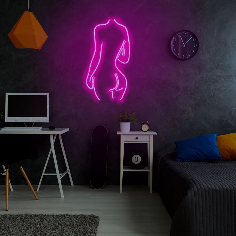 Bande lumineuse néon flexible à DEL, 8 W-10 W par mètre | Étanche IP67, 12 V DC, 12,6 x 16,5 x 0,8 pouces | 600 lumens, 3500K | Système de suspension murale intégré, interrupteur marche / arrêt | Parfait pour la décoration intérieure et les événements