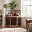 Cage décorative pour chien, style meuble, avec table d'appoint, couleur marron.