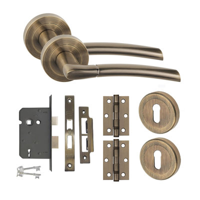  Indiana Design Key Lock Door Handle Set in Antique Brass Hinges and Mortise Lock