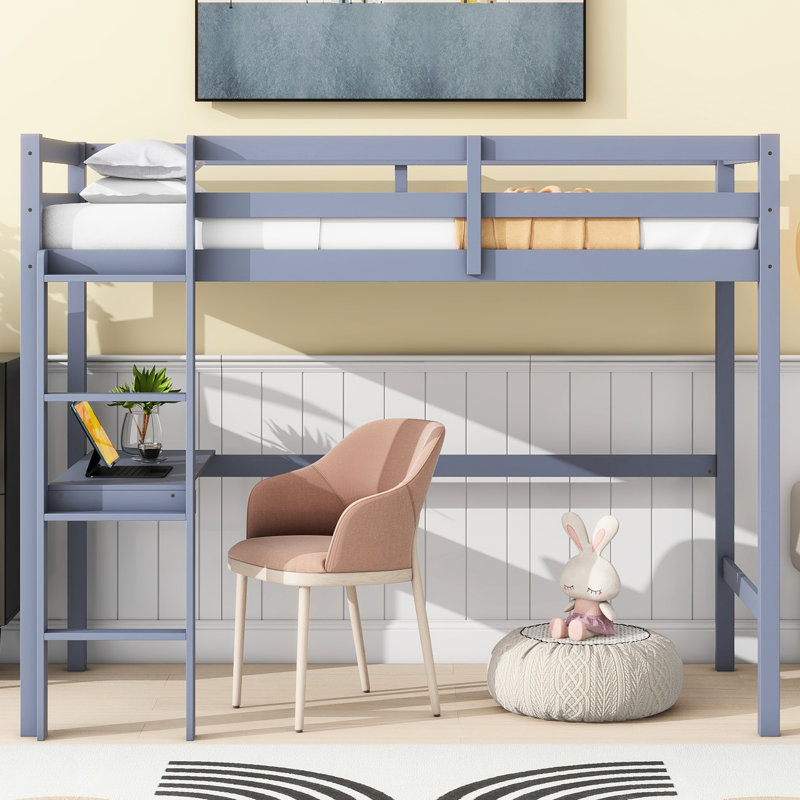 Lit mezzanine simple avec garde-corps et bureau intégré en gris, en bois d'hévéa robuste pour une chambre à coucher élégante