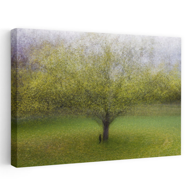 Dreamy Green Tree Ethereal Peaceful Serene Landscape Nature Wall Art Print, H 32 po x l 48 po