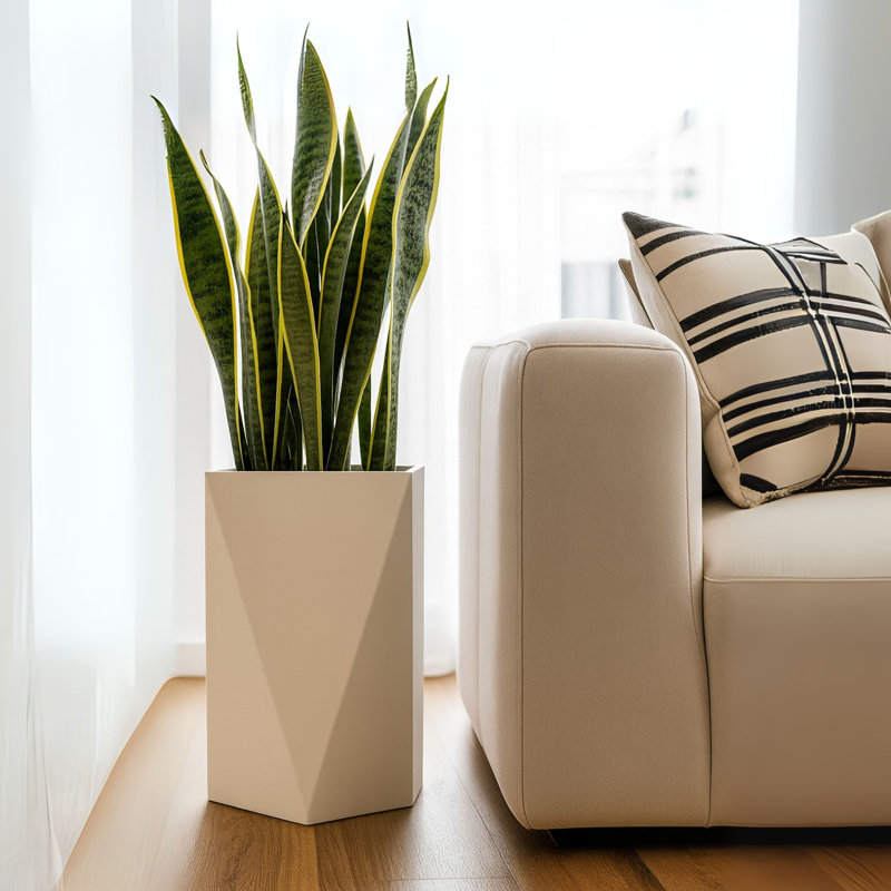 Pot à fleurs Yarisma, H 24 po x l 12,2 po x P 12,2 po, Blanc