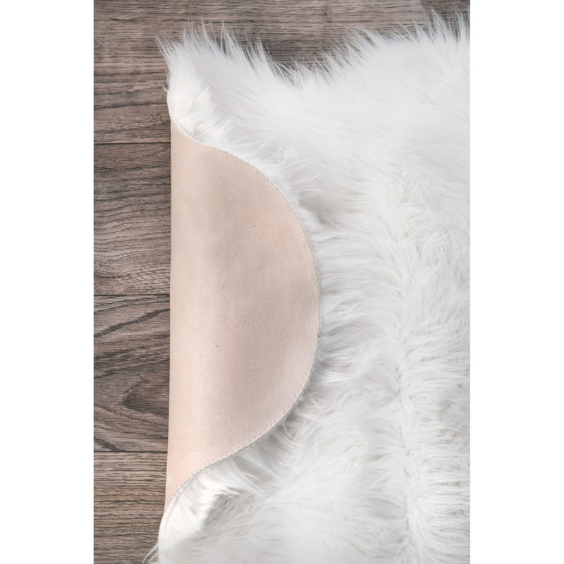 Marysville White Area Rug