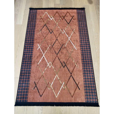 Lashia Performance Washable Moroccan Indoor / Outdoor Rug