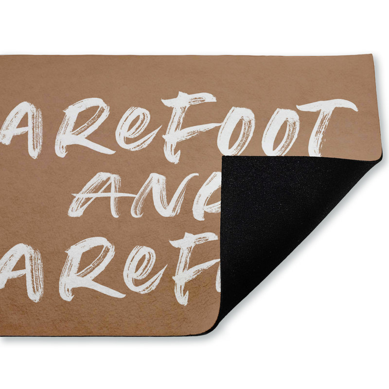 Tapis d'entrée Barfoot & Carefree Summer Printed, par Lettred and Lined, 18 po x 30 po, Barfoot & Carefree Summer