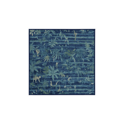 Tapis gris soyeux et moelleux