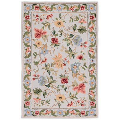 Sapin Hand Hooked Wool Floral Rug