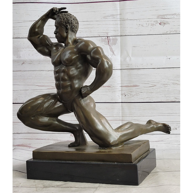 Figurine de trophée en bronze