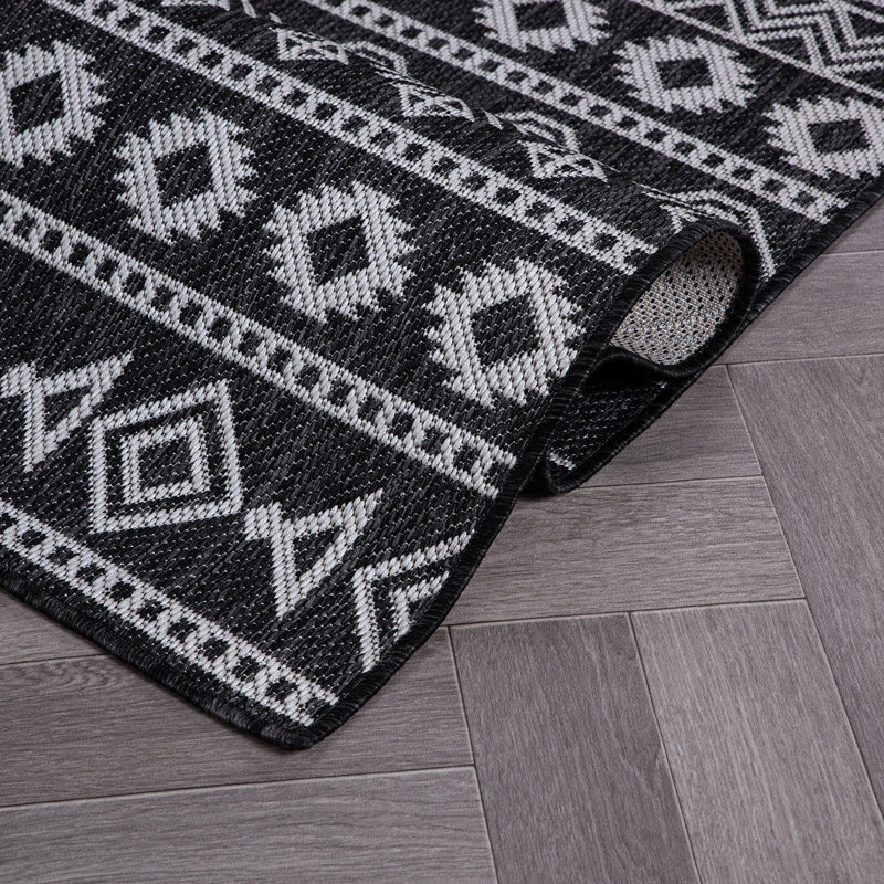 Ishi Southwestern Black/White, Indoor & Outdoor Area Rug, Runner 2' x 7'
