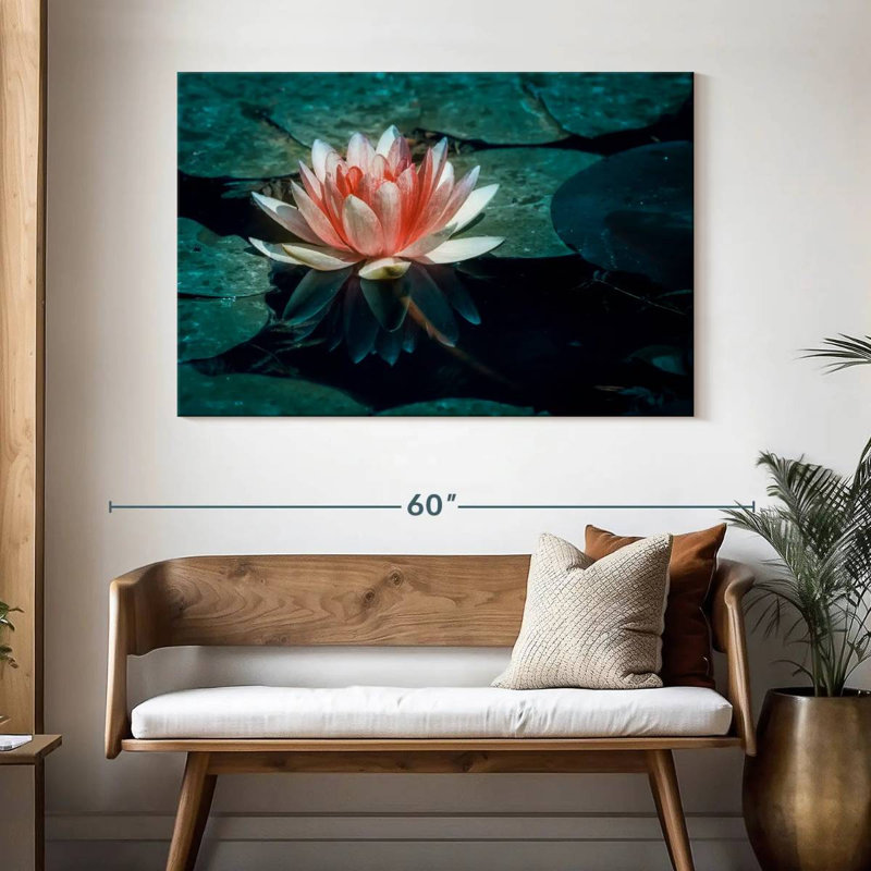 Harnek Water Lily Reflection, H 32 po x l 48 po