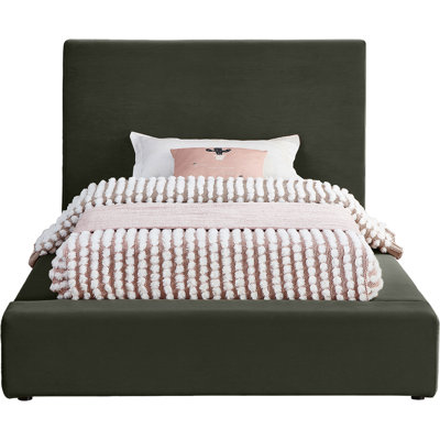 Ishia Velvet Upholstered Bed