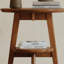 Table d'appoint ronde à deux niveaux en bois massif avec pieds en trépied de 16,5 po Baseeth | Table de bout moderne Mid-Century à deux niveaux pour salon et chambre à coucher |-889290515