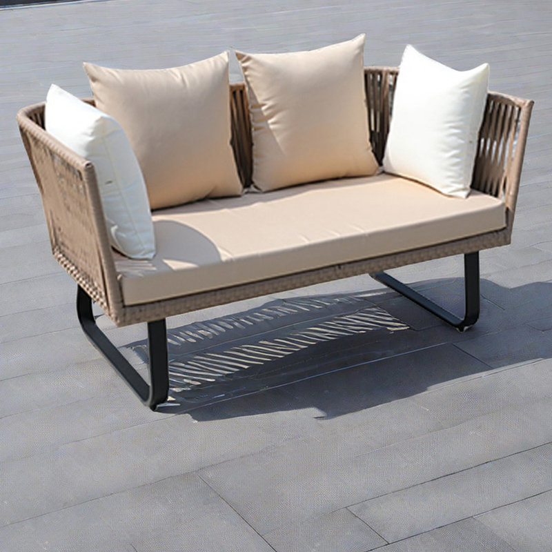 Canapé d'extérieur en rotin tissé imperméable avec protection solaire
