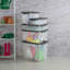 Bacs de rangement en plastique transparents 40 qt avec couvercle verrouillable Sterilite, gris (paquet de 12)-98364644-98364642