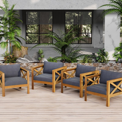 Fauteuil club d'extérieur en bois avec design ergonomique et coussins imperméables, finition de 4 confortables convenant aux espaces industriels