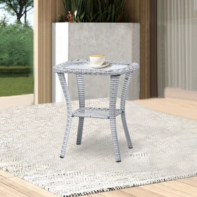 Table d'appoint de patio de 20 pouces, double couche de rangement pour table de bout carrée en osier, tables basses en rotin toutes saisons