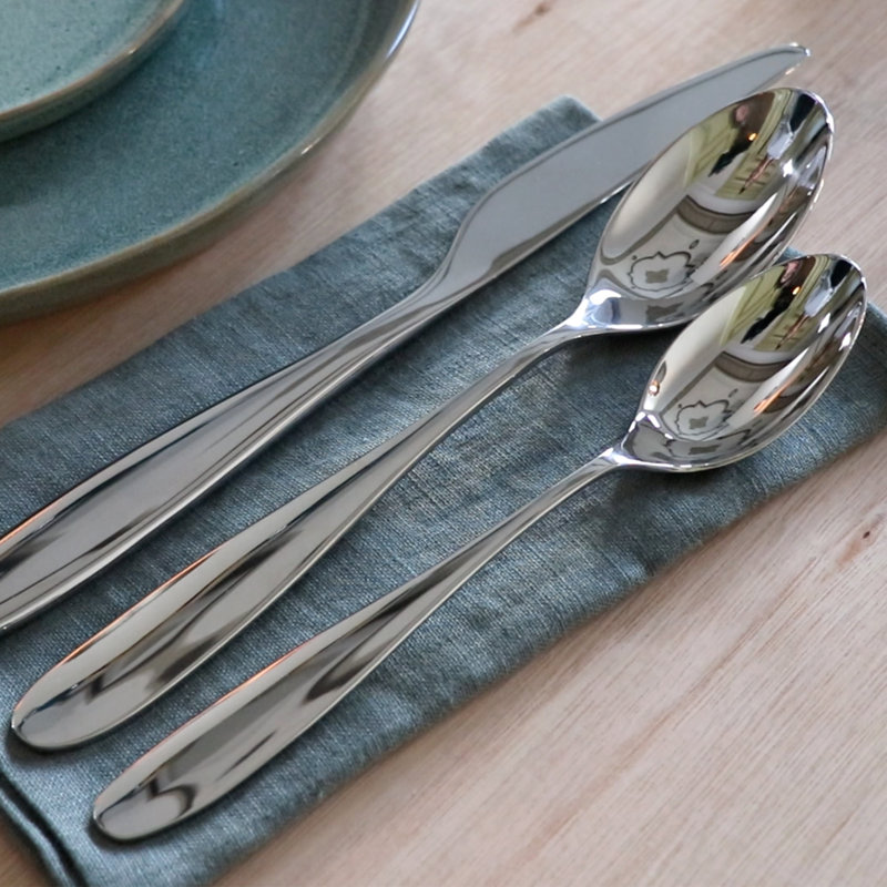 Willow 20 Piece Flatware Set, Service for 4