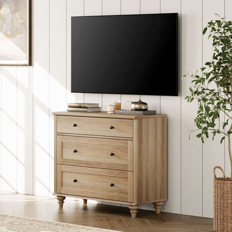 Scarlett 33.9'' W 3 - Drawer Dresser, Oak