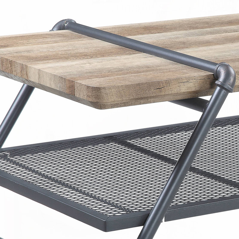 Table basse à finition grise