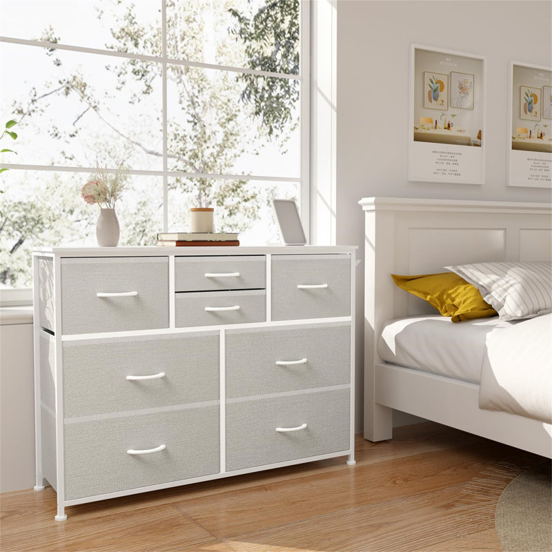 Gratiana 10 cm W Chest of 8 Drawers