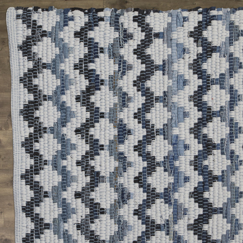Haqeem Hand Woven Cotton Chevron Rug, Rectangle 3' x 5'