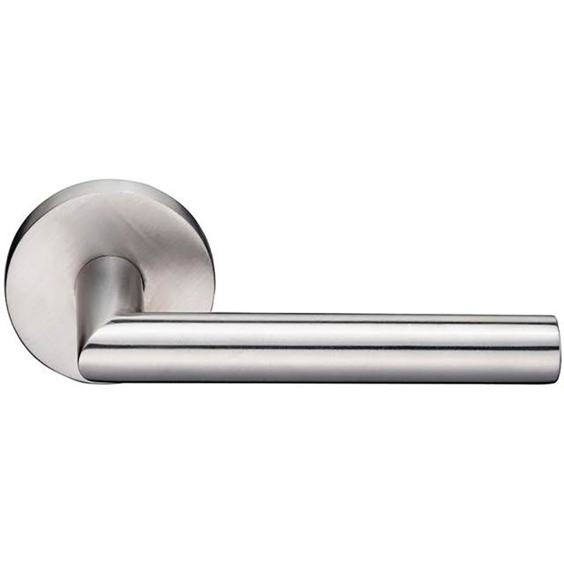Stuttgart Passage (Hall & Closet) Door Lever with Rosette, Left, Polished Chrome