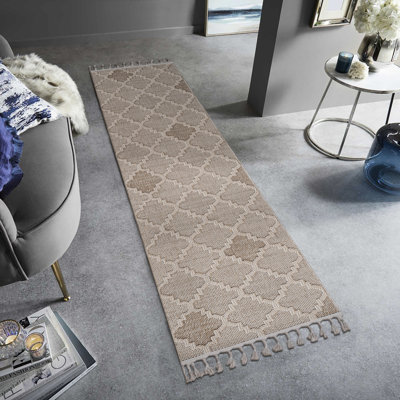 Cream Trellis 2x8 Area Rug By - Upgrade Your Home Stain , Non-shedding Suits Various Spaces & Pet Approved Easy To Clean 0.28 Inches Pile Cotton Backing Made Of Polypropylene Collection Modern Design