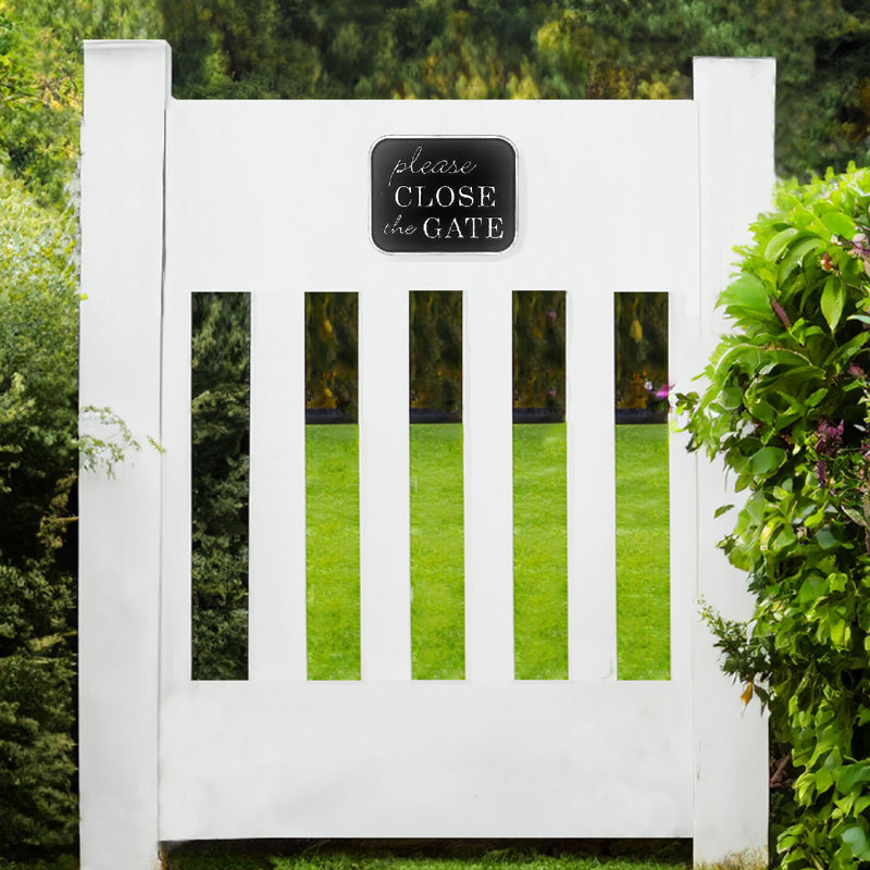 Panneau «Close the Gate»