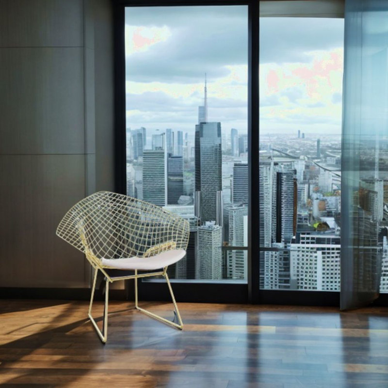17'' H Armchair