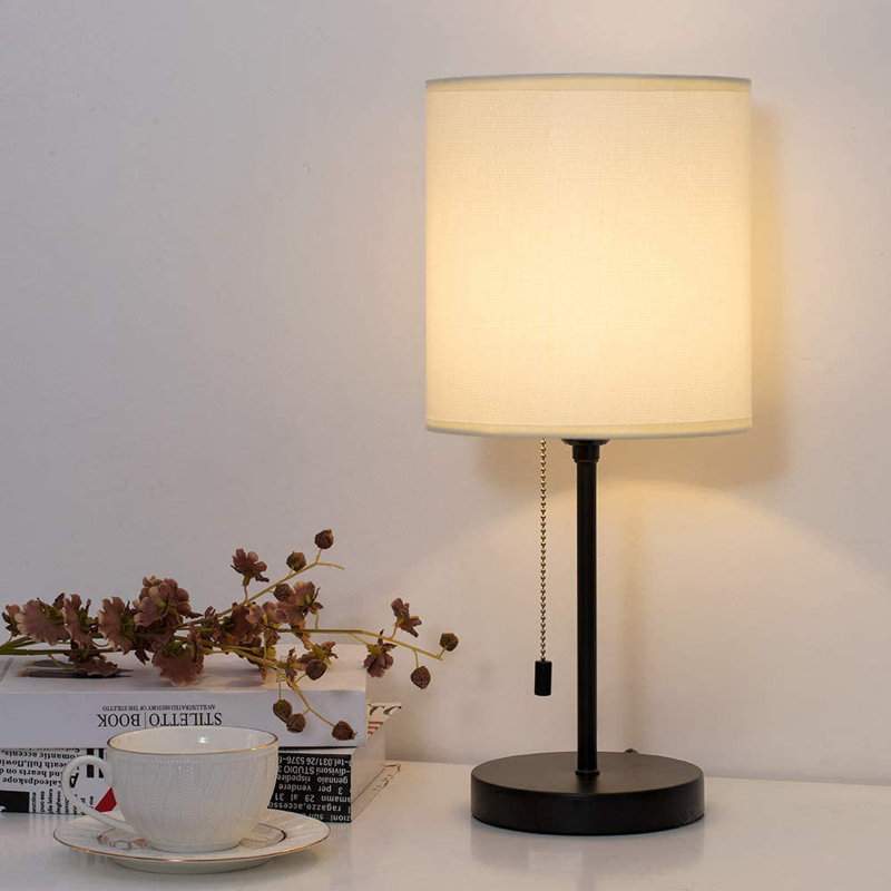 Lampe de table noire 16,3 po Federigo, Crème