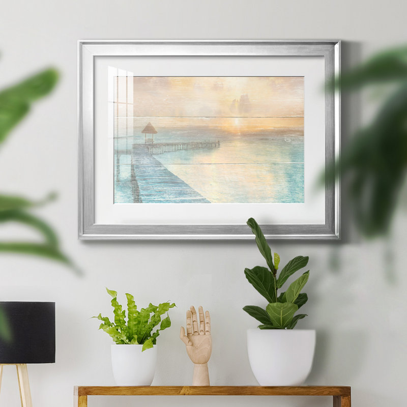 «Gather at the Beach» - Peinture encadrée, Cadre argenté, H 18,5 po x l 24,5 po x P 1,5 po