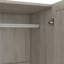 Armoire à 3 portes avec tablettes