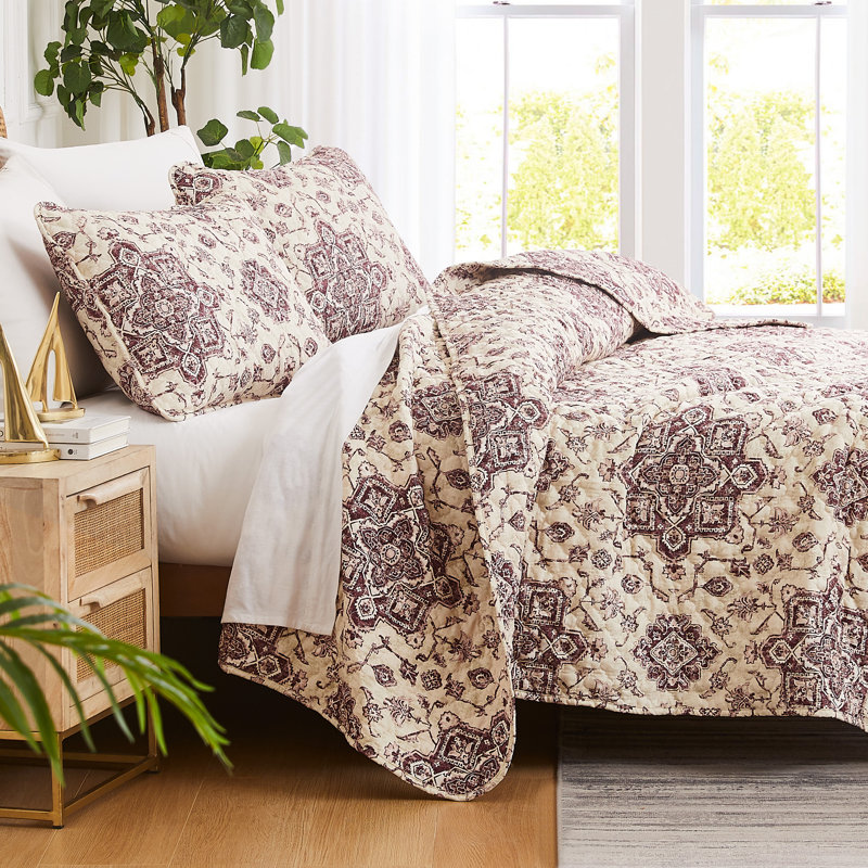 Persia Oversized easy care lightweight Quilt Set by Southshore Fine Linens, Eggplant, King Quilt + 2 King Shams