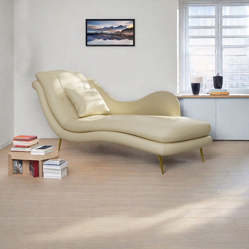 Dansby, Orienté à gauche (vu de face), Beige