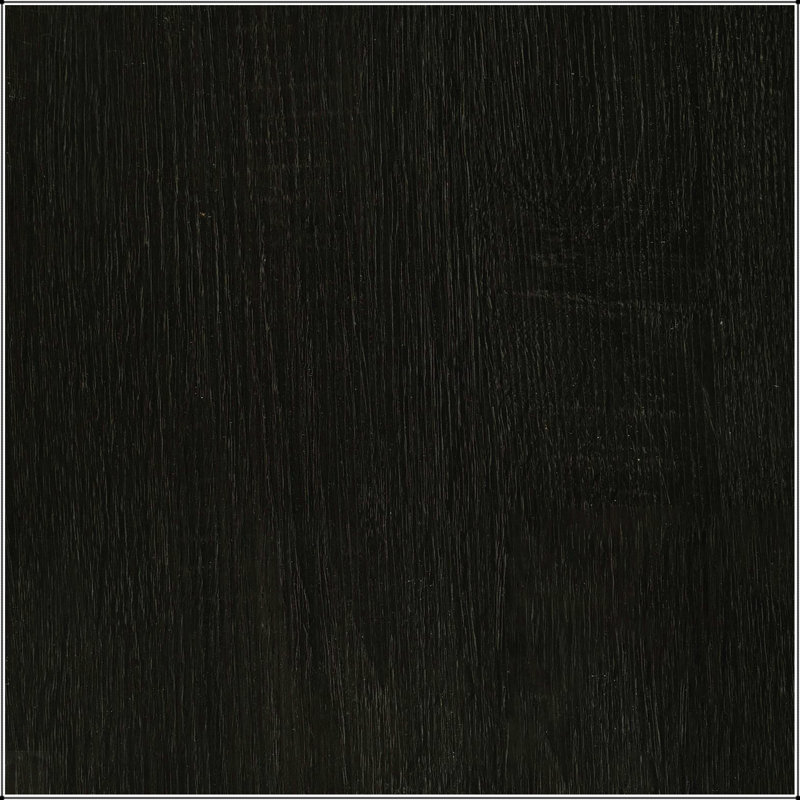 Table de bout contemporaine en nickel foncé et gris foncé avec tablette centrale, parfaite pour la vie moderne et la décoration