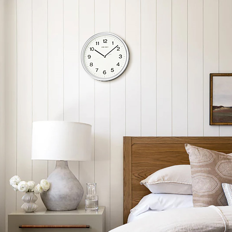 QHA008SLH Wall Clock, Metallic Silver, Metallic Silver