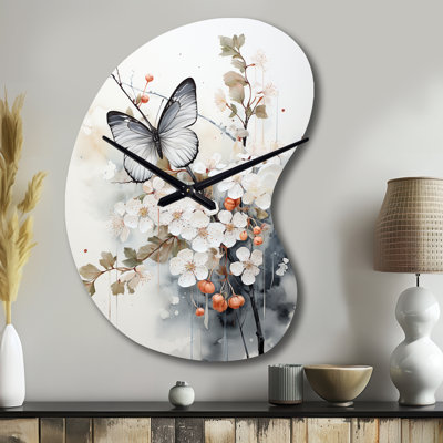 Art asiatique, papillon blanc et gris - Art asiatique, horloge murale asymétrique en métal, impression d'horloge murale blanche