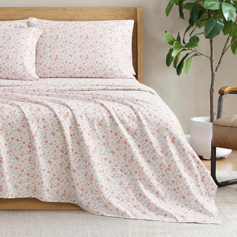 Jessica Simpson Microfiber Sheet Set with Extra Pillowcases, Full, Callie Ditsy Floral (White)