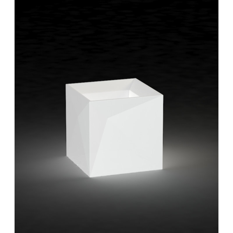 Pot à fleur en résine Faz, H 15,75 po x l 15,75 po x P 18 po