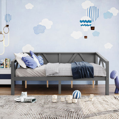 Daybed with Elegant Design and Multi-Functional Use, Ideal for Bedrooms and Living Rooms